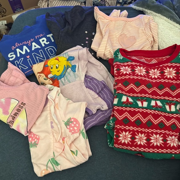 Carter's Other - Toddler girls 24m - 2T clothing - 40 pieces